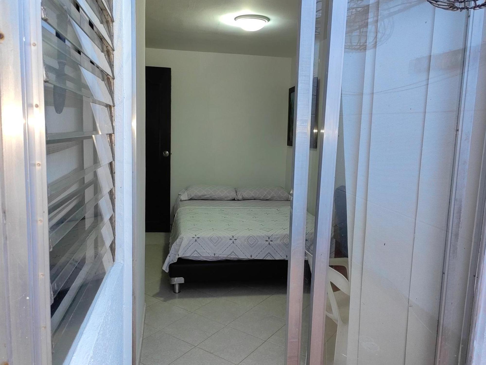 Apartamento Primer Parque Laureles Estadio Piso 2 *